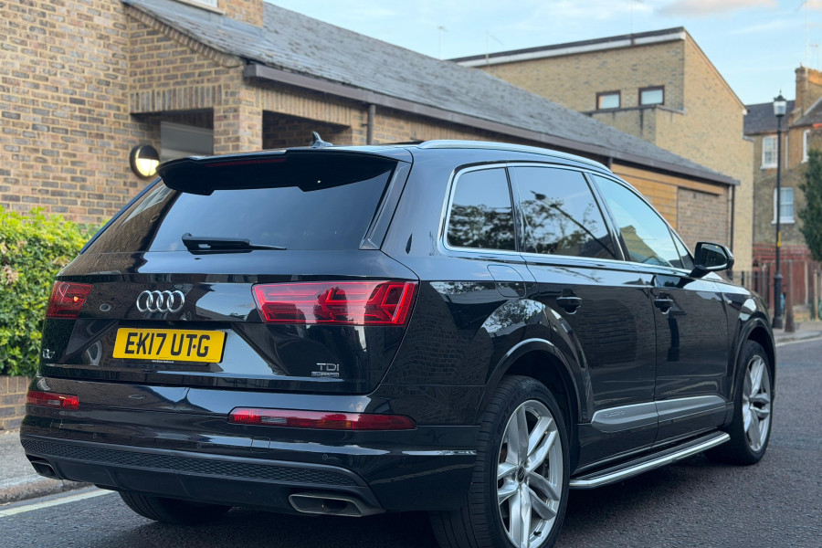 Audi Q7 